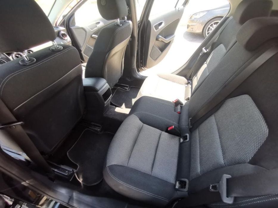 Mercedes-Benz A180d
