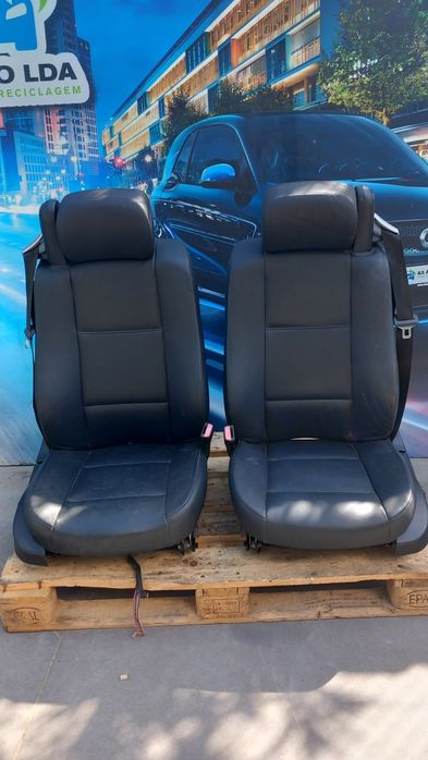 Conjunto de bancos em pele frente e traseiros BMW  Série 3 E46 Cabrio