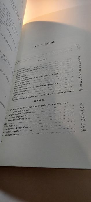 Os Arados Portugueses e as suas Prováveis Origens - Jorge Dias