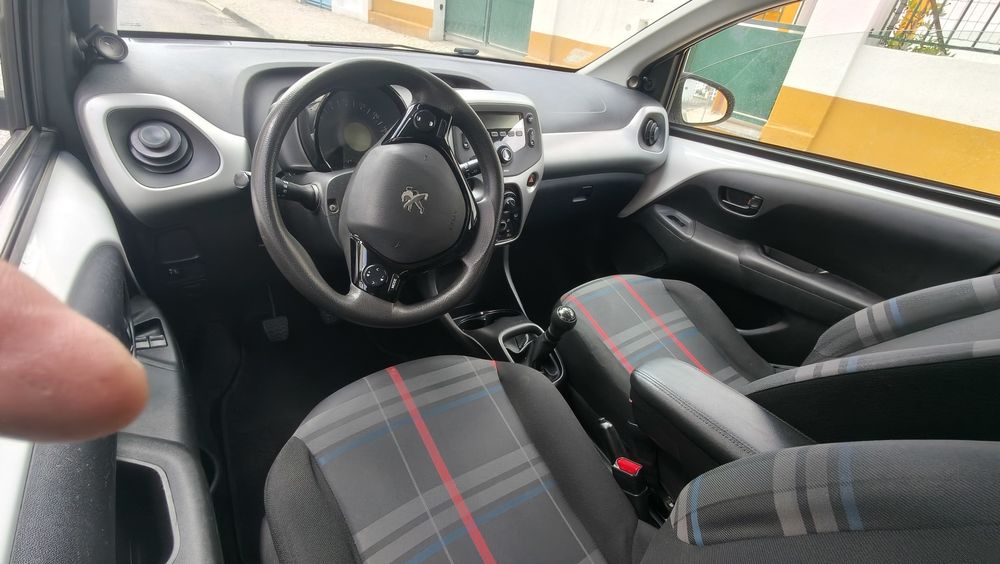 Peugeot 108 ano 2014