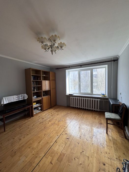 продам 1 но кім квартиру