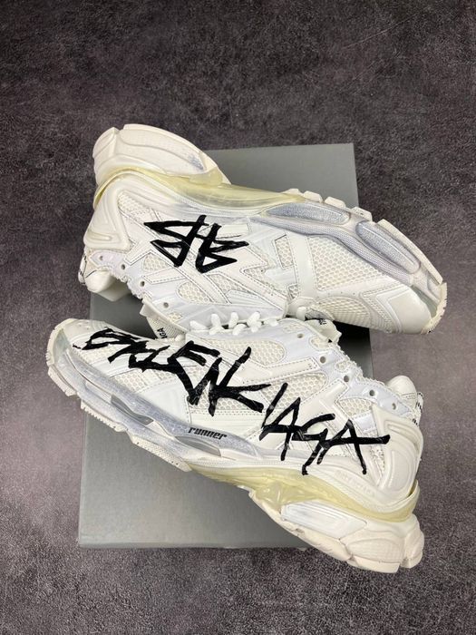 Balenciaga Runner Graffiti White Black