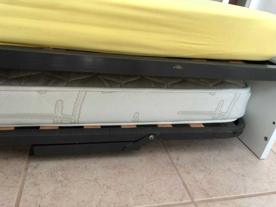 Cama Solteiro com 2 colchões