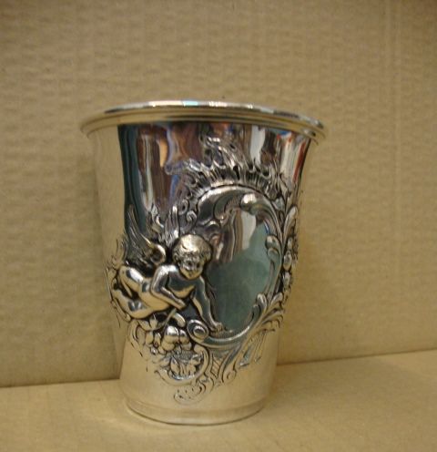 Copo antigo em prata portuguesa