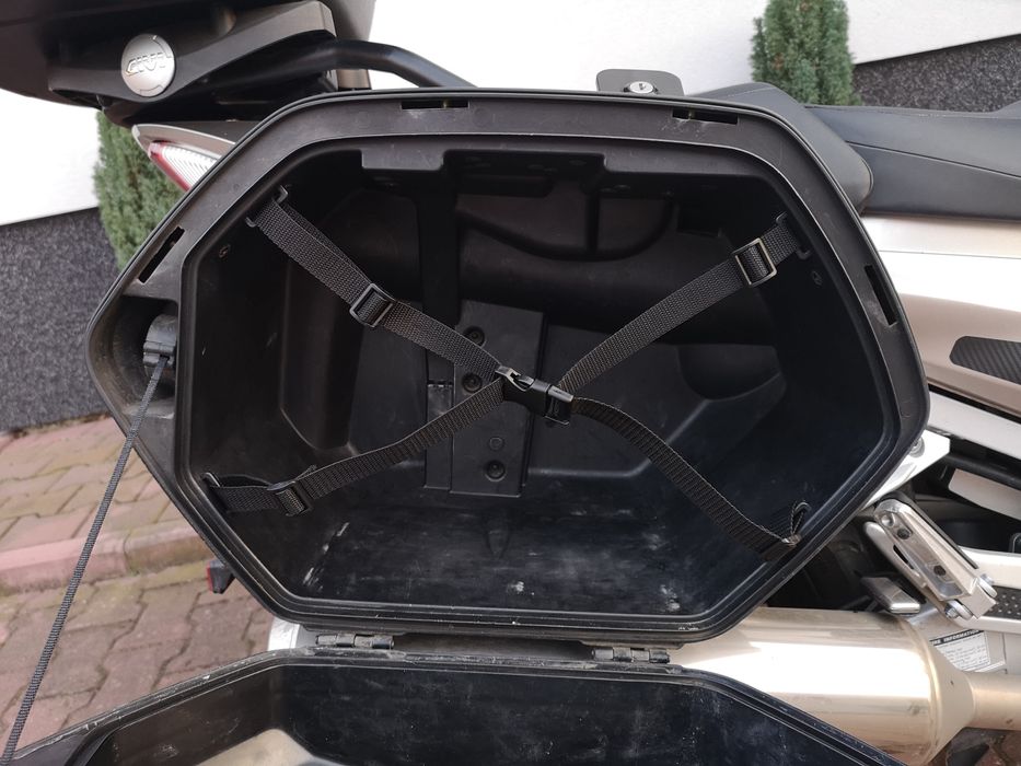 Paski uchwyty do kurfów Yamaha fjr 1300