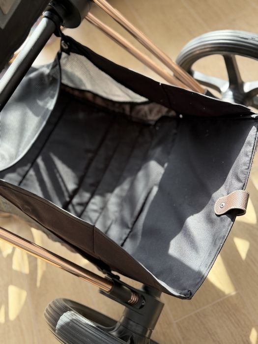 Wózek spacerowy Cybex Priam 4.0 czarny rose gold
