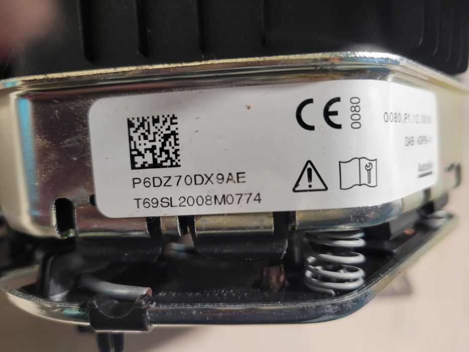 Подушка безпеки в руль руля airbag Jeep Cherokee kl 2018 2019 2020+