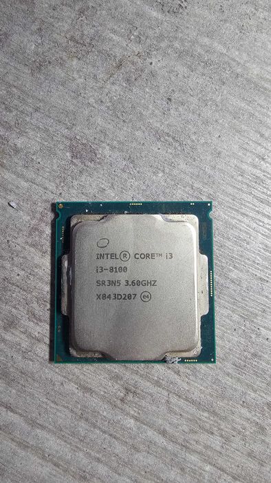 Procesor Intel Core i3-8100