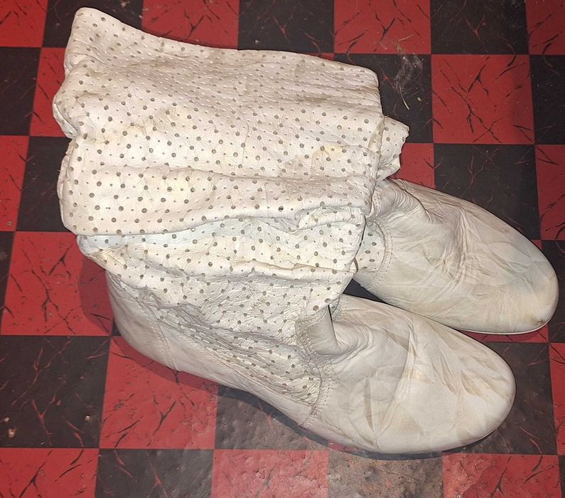 Buty kozaczki, botki skórzane jasne