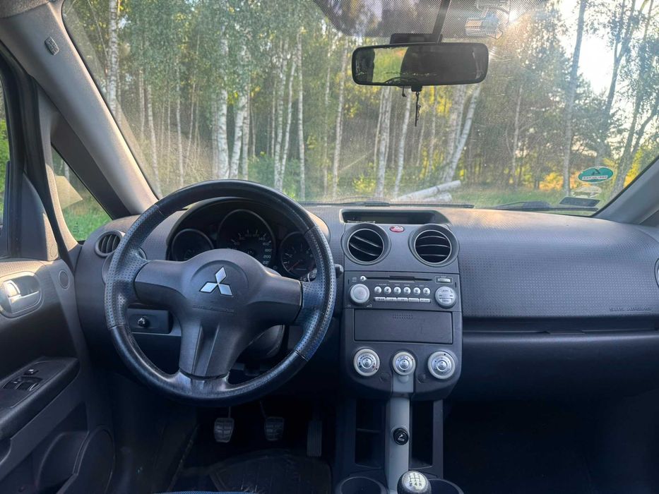 Mitsubishi Colt 2008 rok benzyna