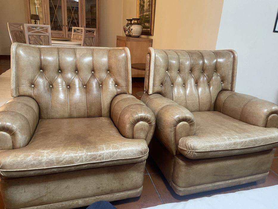 Sofas chesterfield