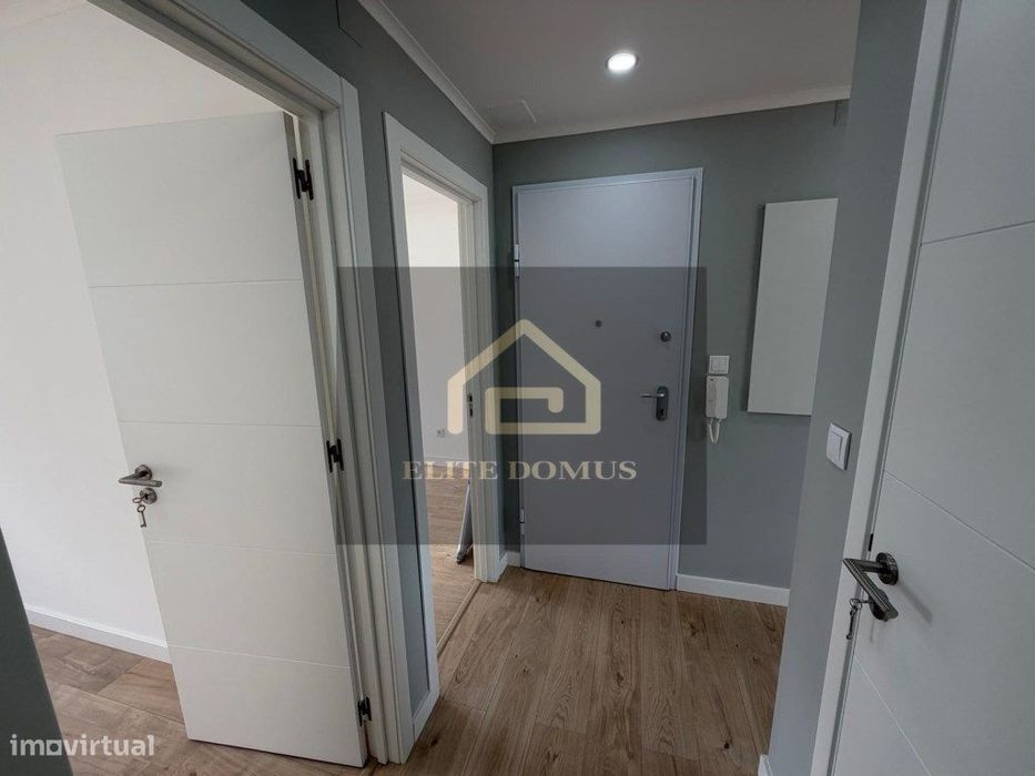 T2 + 1 Totalmente Remodelado, Odivelas!