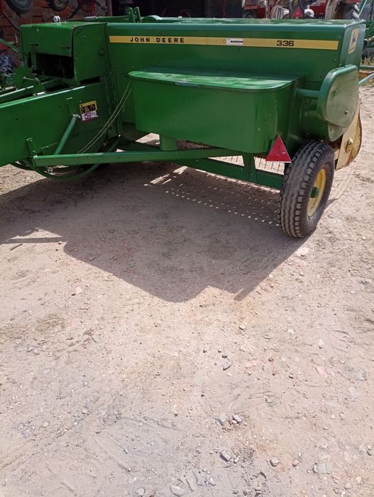 Enfardadeira John deere 336