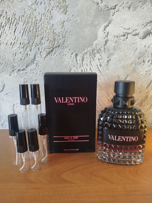 Valentino Uomo Born in Roma Intense (оригінал)