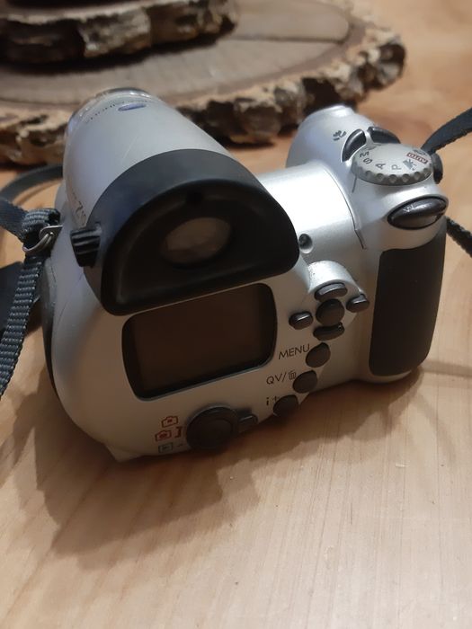 Maquina fotografica konica minolta