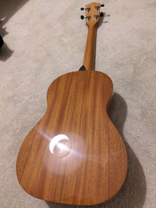 Ukulele Barytonowe Pono MBD Deluxe - Pełen Mahoń. Stan Bdb.