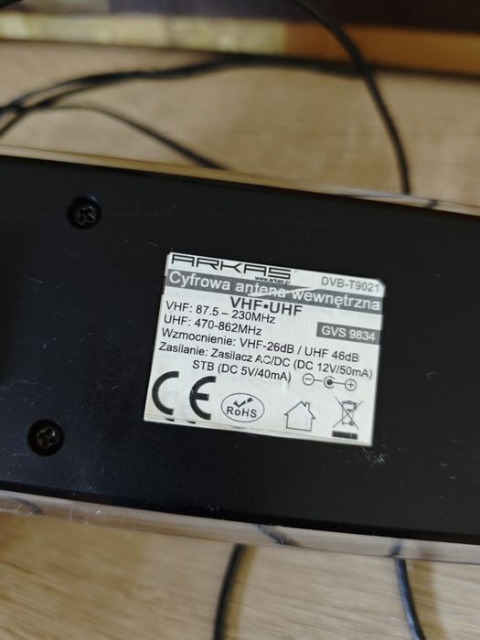 Cyfrowa antena wewnętrzna.