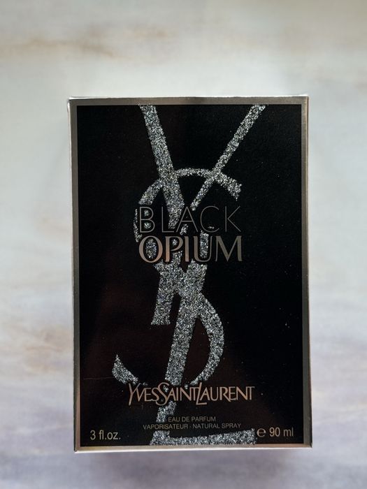 Black Opium Yves Saint Laurent