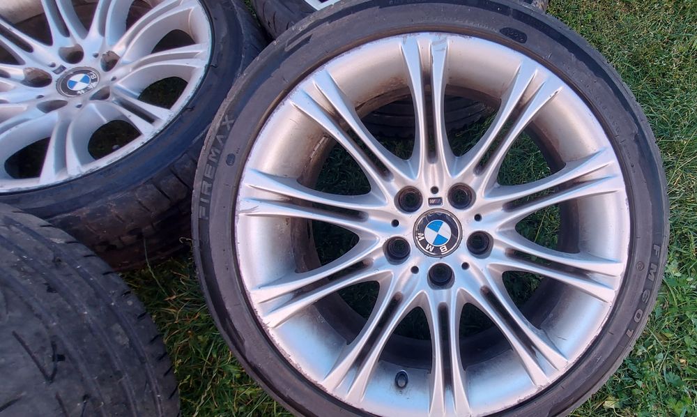 Felgi z oponami styling 135 18" bmw e60 e61