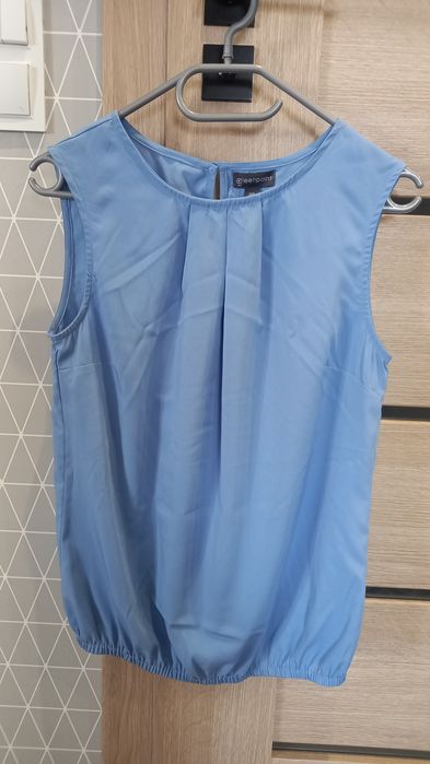 Błękitna bluzka r.36 Greenpoint