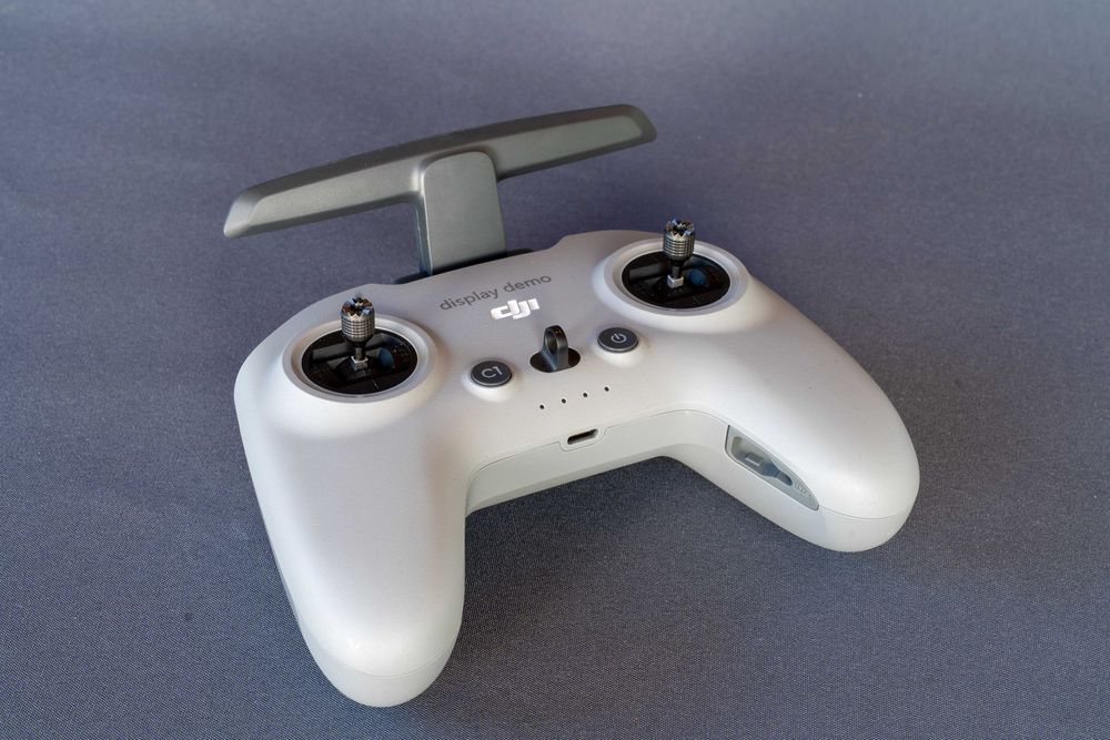 DJI FPV Remote Controller 2