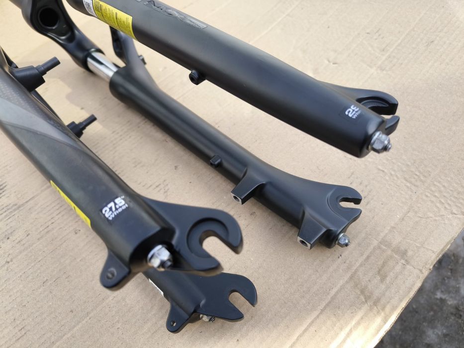 Вилка алюминиевая SR Suntour  27,5 и 29 дюймов