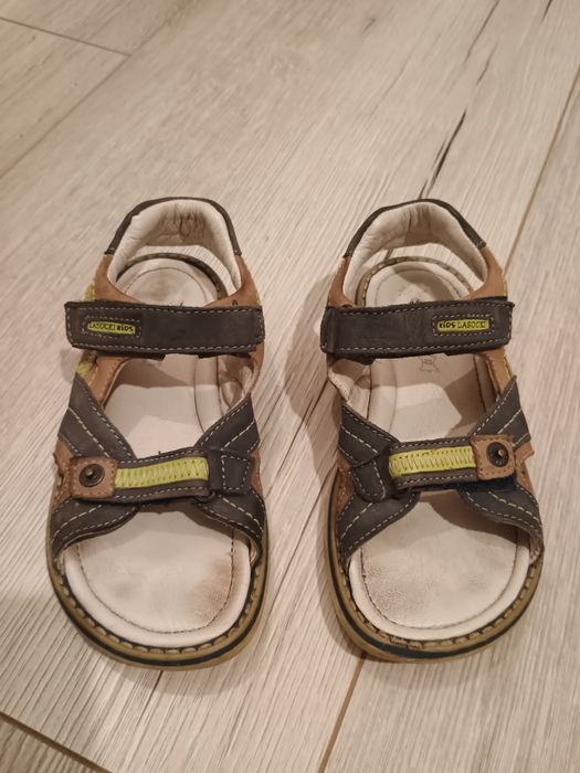 Sandały chłopięce r.29 Lasocki