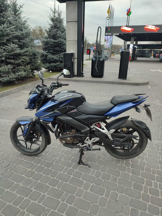 bajaj pulsar ns200