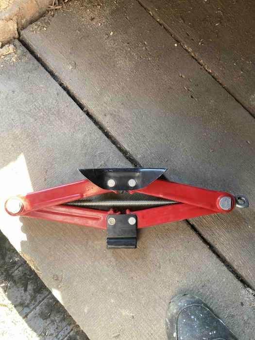 Toyota 200 Lexus LX інструмент домкрат