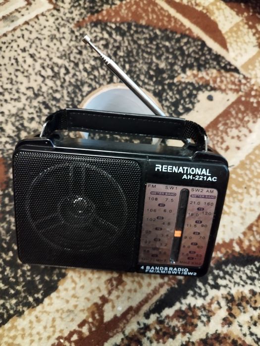 Radio Renational bez zasilacza