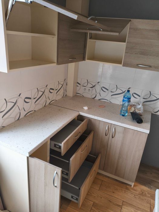 Komplet szafek kuchennych dąb Sonoma z blatem nakrapiana biel