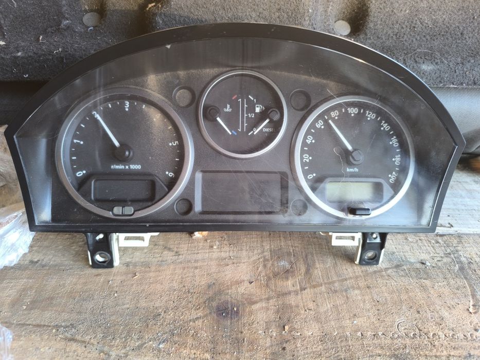 Land Rover Defender Puma (negociável)