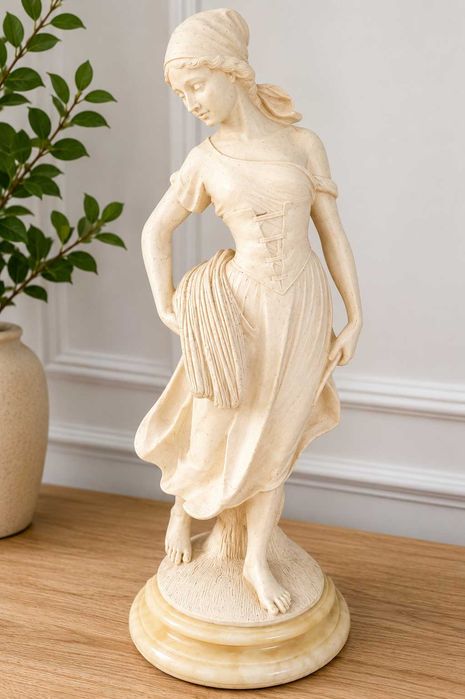 Escultura Clássica Feminina