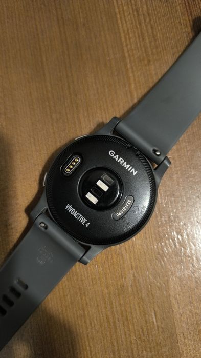 Garmin Vivoactive 4 stan bardzo dobry