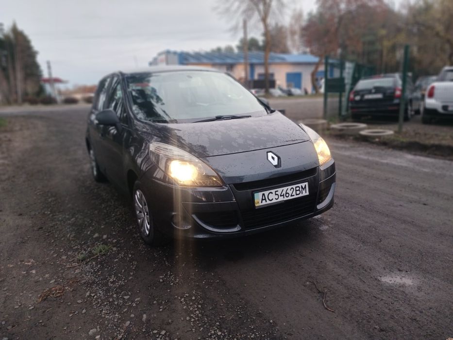 Renault Scenic 3 1.5dci 2009 рік