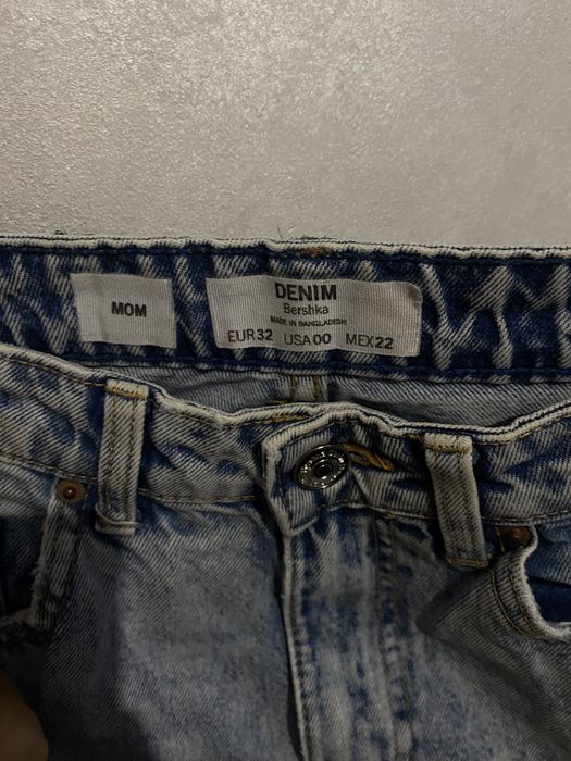 Джинси Bershka жіночі