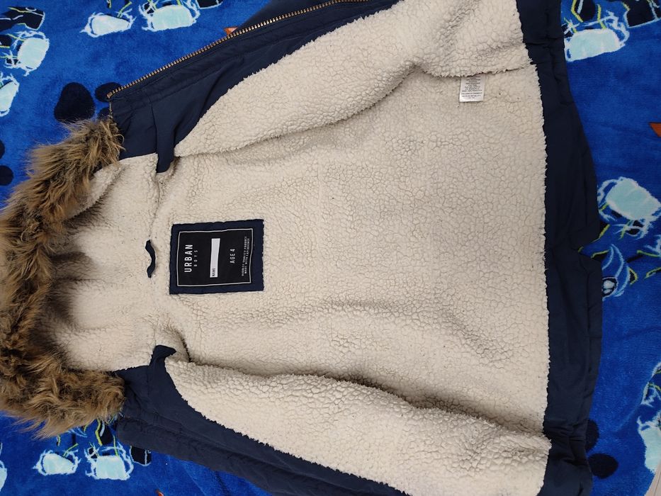 Kurtka zimowa Parka ocieplana rozmiar 104/110 ok 4 lata