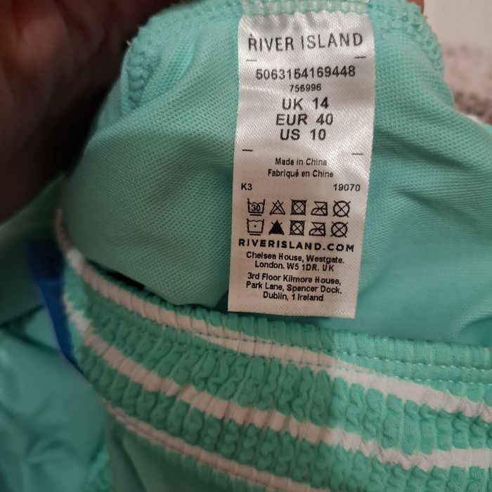 Pasiasty jednoczęściowy strój kąpielowy  marki River Island
