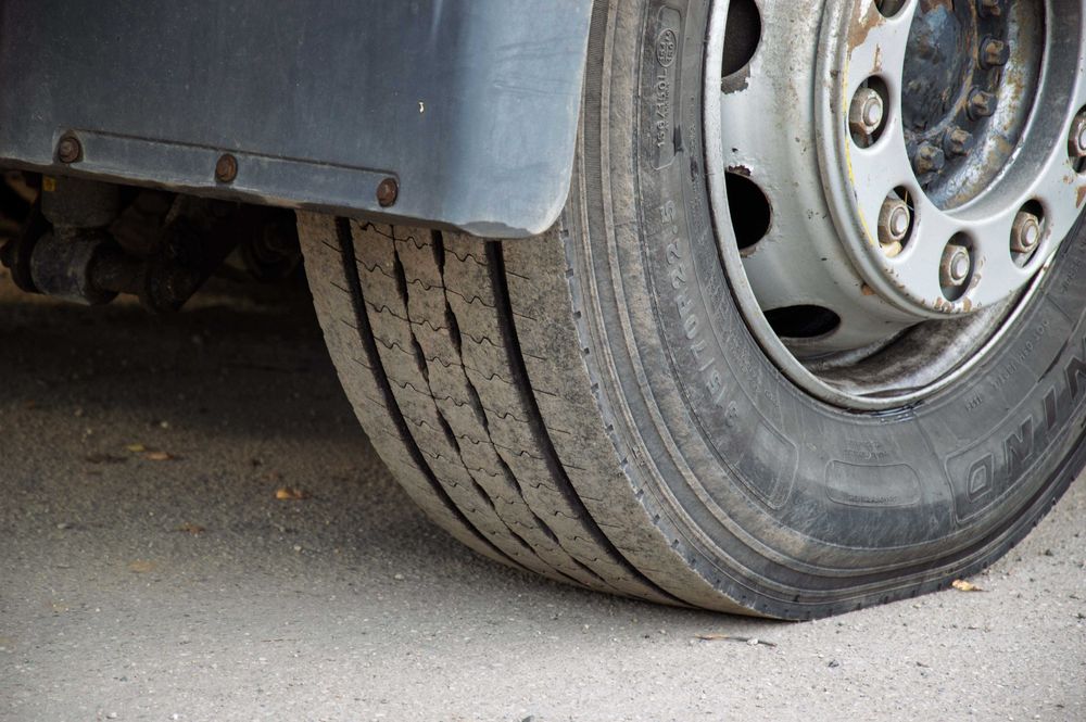 MAN TGX 26.440 6x2 Zabudowa firana + winda 2011 rok