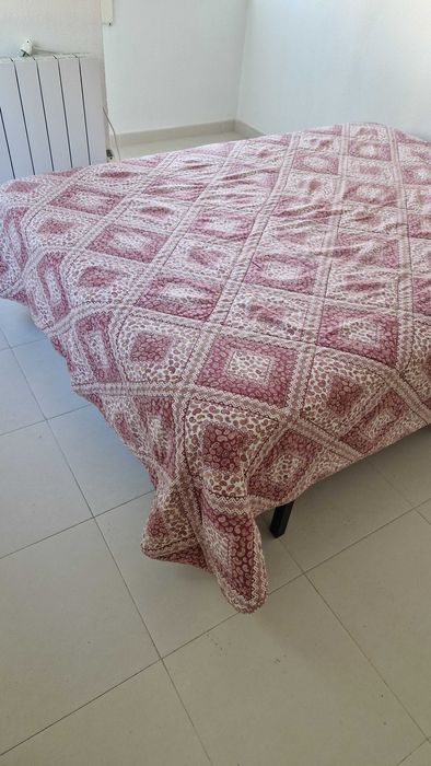 Edredon / colcha 2 faces 195 cm largura x 245 cm comprimento