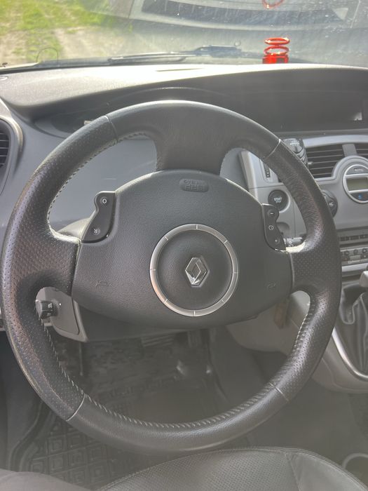 Продаю Renault megan scenik 2 Рено сценік 2