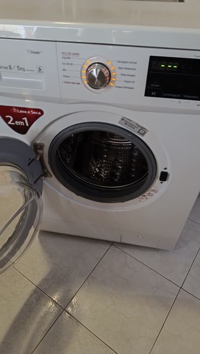 LG Lava e Seca 8/5kg Direct Drive + Steam — Excelente Estado