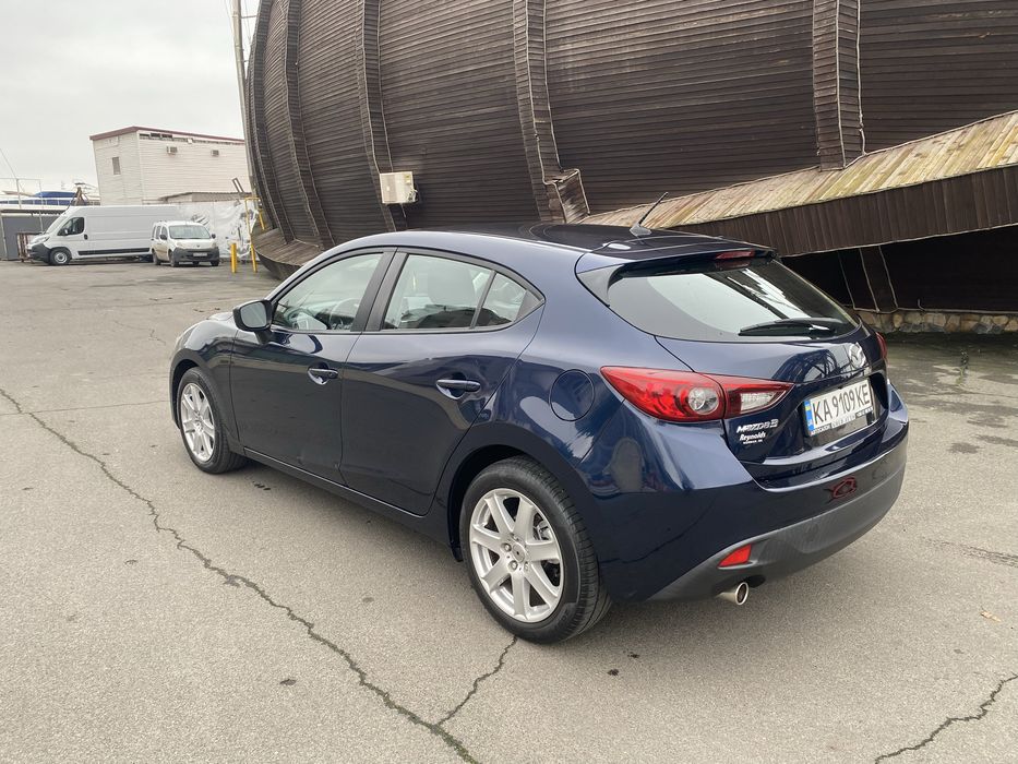 Мазда 3. 2015г. 2.0л