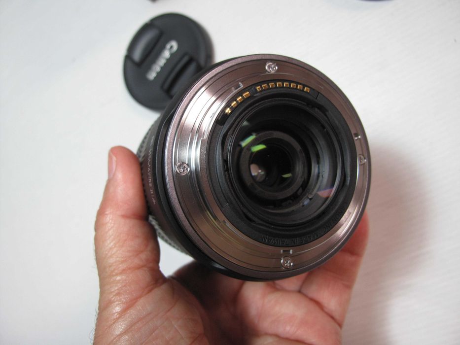 Canon RF 24-105 IS STM igual a nova com fatura e cerca de 3 anos de Garantia