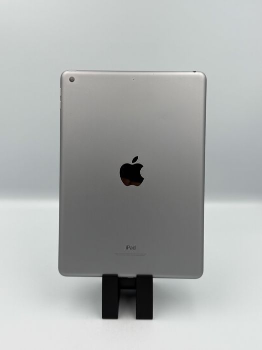 Apple iPad 6th 32gb 2018 9.7 space gray ідеал планшет з гарантією