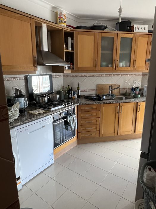 Quarto em Algés para 1 pessoa, casa moderna