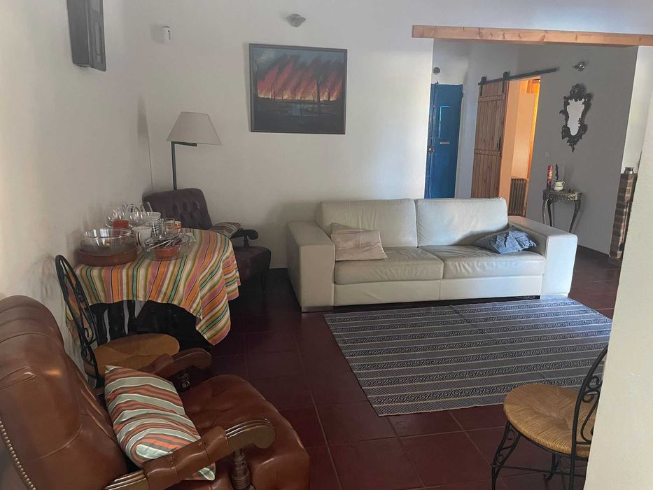 Moradia V2 com Piscina