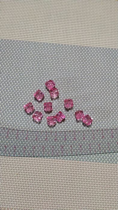 Гудзики кристали. 10 шт -20 грн