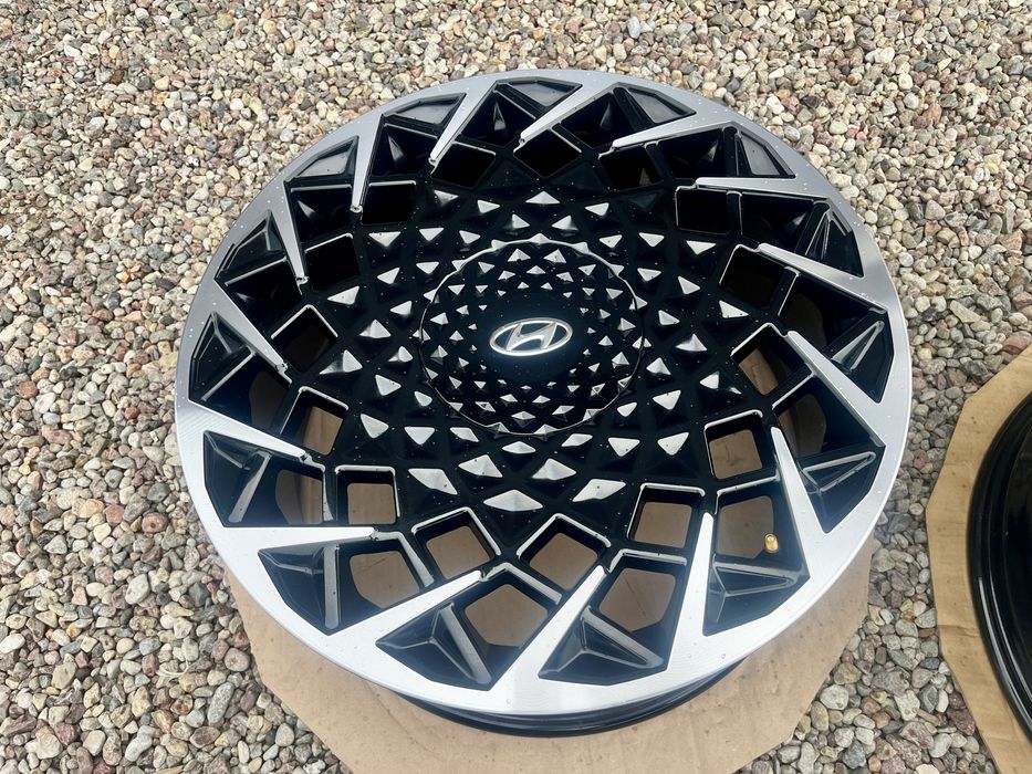 Felgi aluminiowe hyundai ionoq tucson santa fe 20”