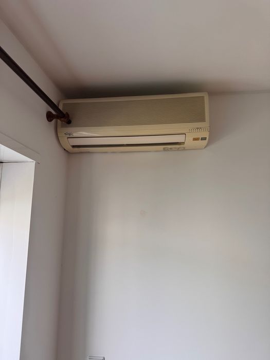 Ar condicionado branco